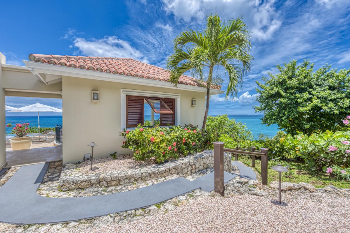 48 Location villa piscine vue mer Terres Basses Saint Martin_chemin